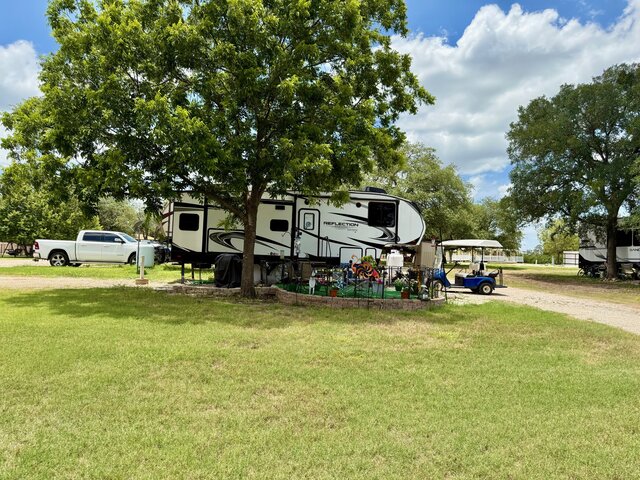 Image 1 for 07 Back in, Premium