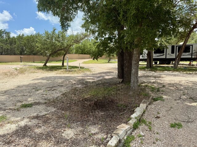 Image 2 for 22 Back in RV Site