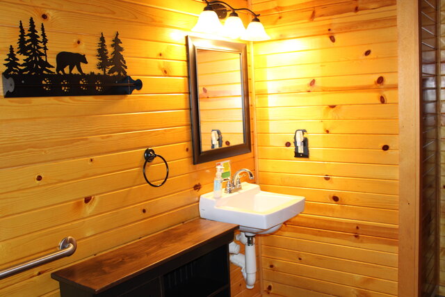 Image 7 for Cabin 1 -ADA