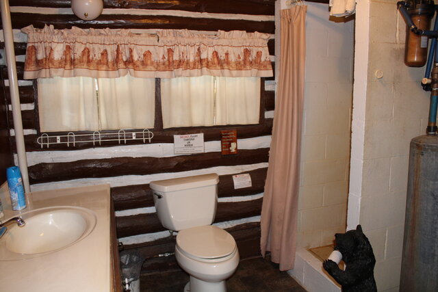 Image 12 for Cabin 2