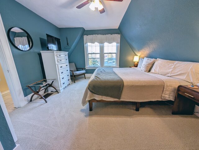 Image 2 for King Room, 2nd Floor (The Gable)