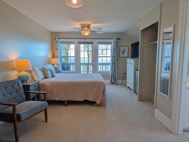 Image 1 for Lakeview Balcony Room (The Sunset)