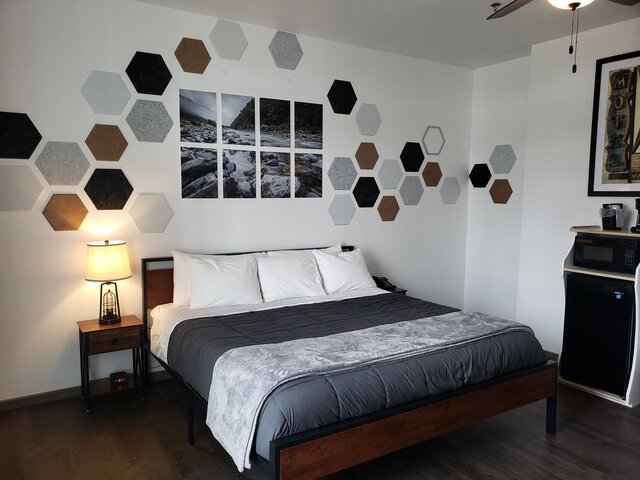 Image 1 for King Rooms