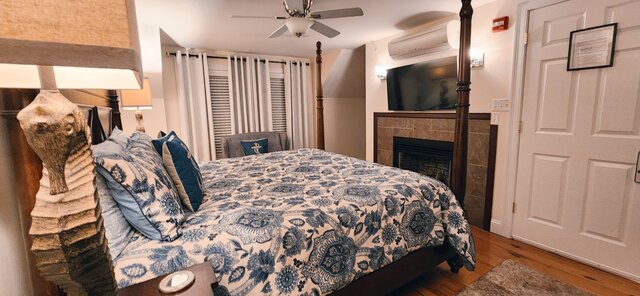 Image 6 for Kennebunkport Suite