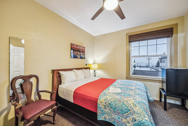 Image 1 for Room 216 – Queen