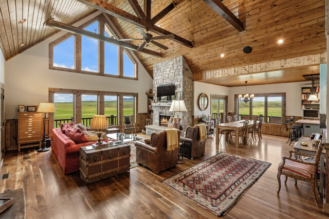 Image 2 for Bulldog Ranch