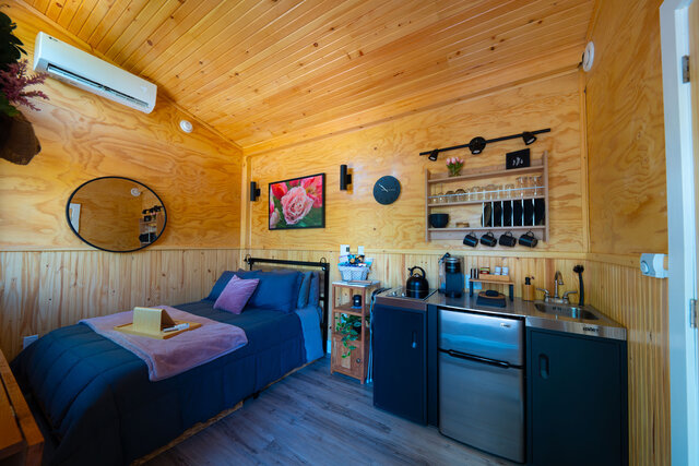 Image 2 for The Tulip Suite