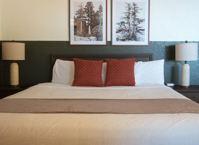 Image 1 for #05 Water View Single Queen (no pets)