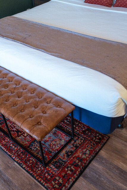 Image 7 for #03 Waterfront King (no pets)