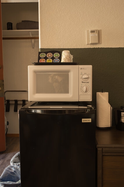 Image 9 for #06 Single Queen (no pets)