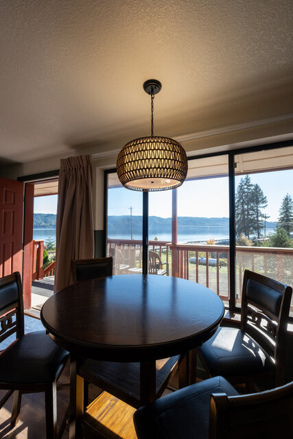 Image 7 for #07 Water View Double Queen (no pets)