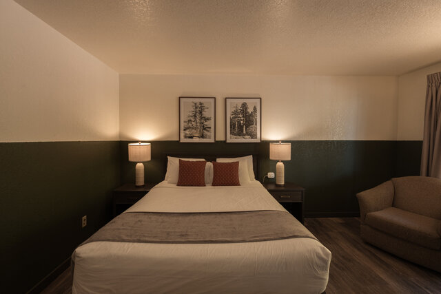 Image 4 for #06 Single Queen (no pets)