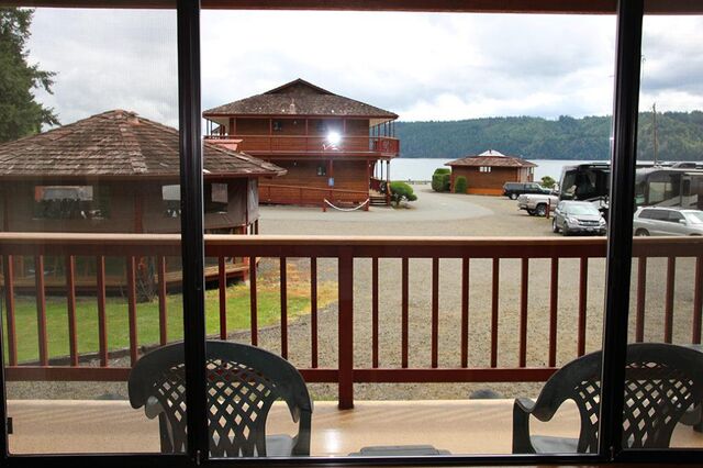 Image 5 for #17 1 Bedroom Suite/Double Queen Kitchenette (no pets)