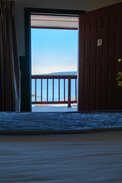 Image 10 for #03 Waterfront King (no pets)