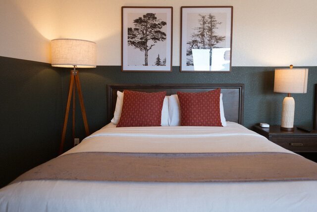 Image 1 for #09 Water View Double Queen (no pets)