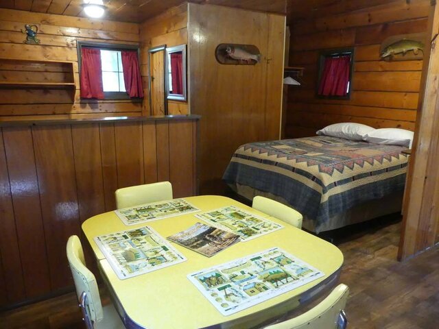 Image 4 for Trout Cabin 6