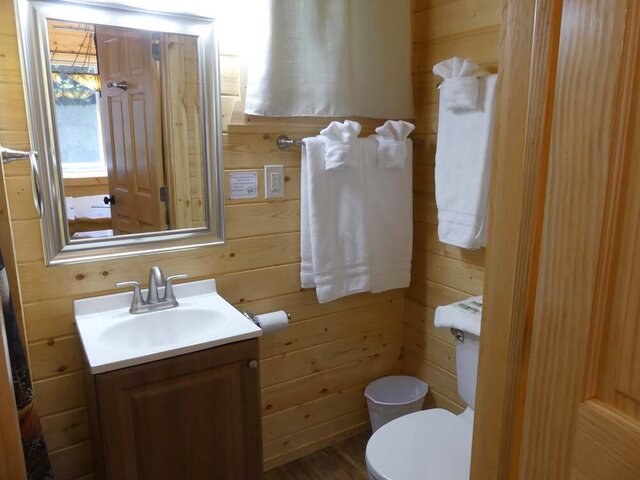 Image 10 for Cabin 18