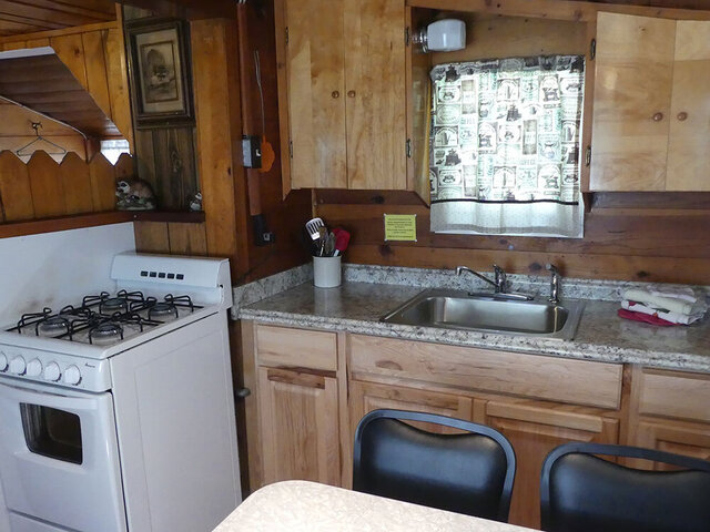 Image 5 for Raccoon Cabin 8