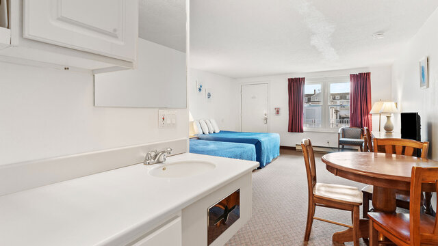 Image 4 for 23 Motel Room - 1 Queen and 1 Full Bed