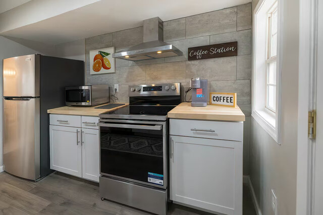 Image 9 for 2 BR Sleeps 5; Access Kelso Beach