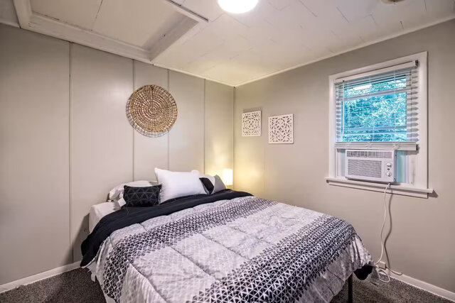 Image 1 for Lake Lure Back