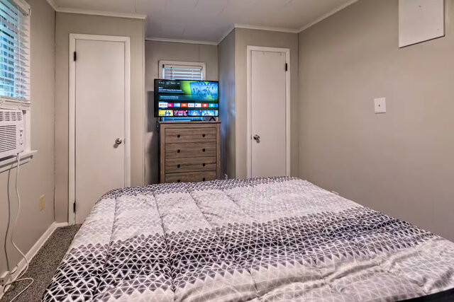 Image 6 for Lake Lure Back