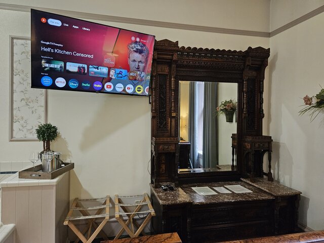 Image 8 for 02) The Suite