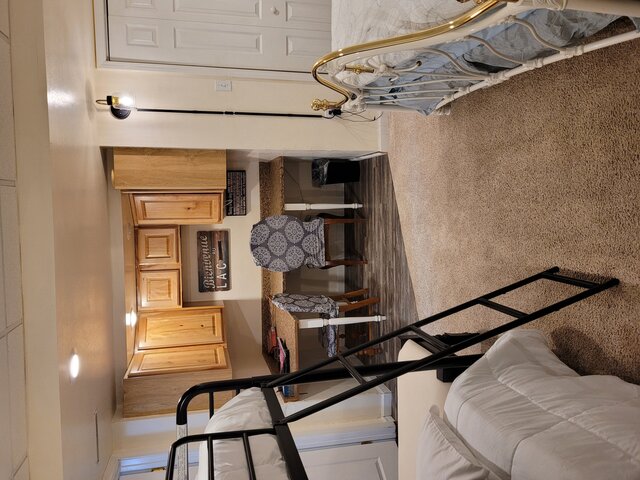 Image 6 for The Adrian Anderson Suite