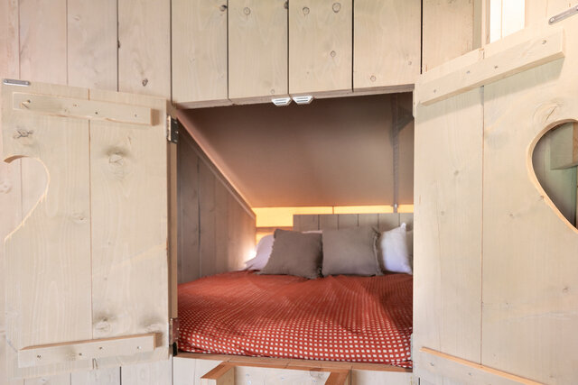 Image 10 for #7 XL Canvas Cabin