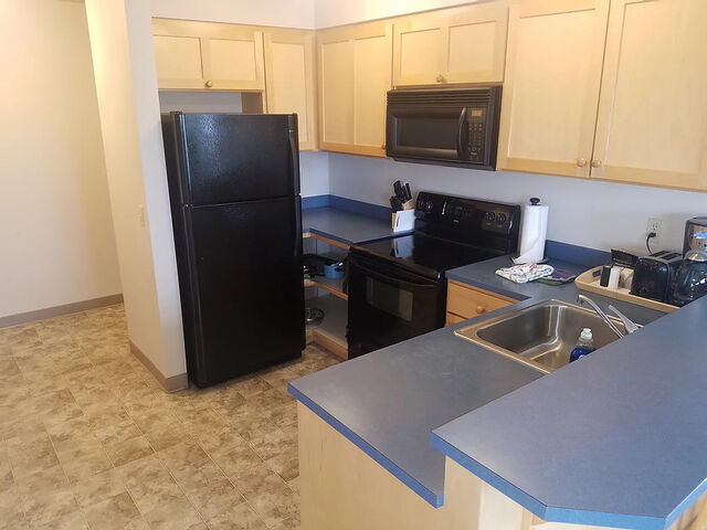 Image 7 for One-Bedroom Suite