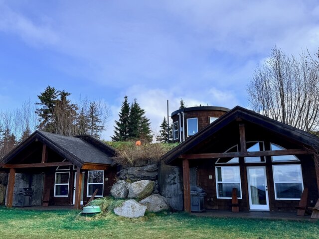 Image 4 for The Cove