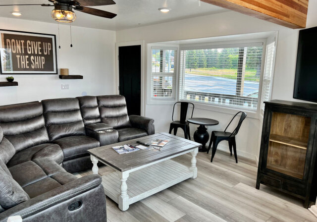 Image 4 for 4BR Endeavor Suite #108