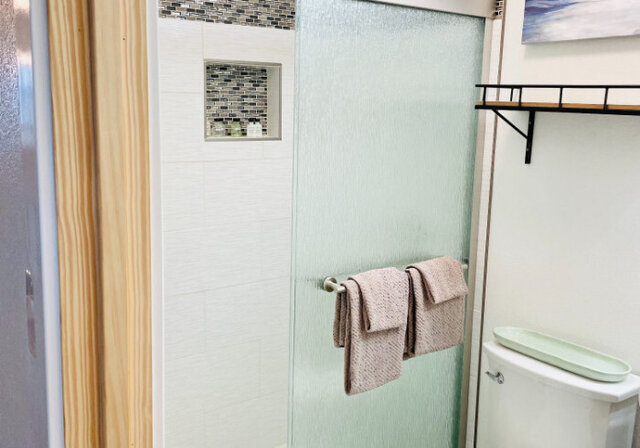 Image 3 for Captains Quarters #106