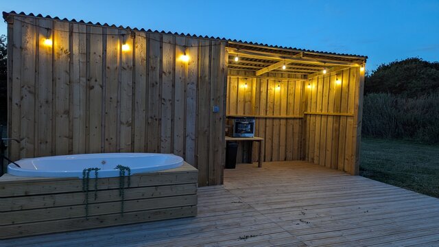 Image 4 for Valtra Dome