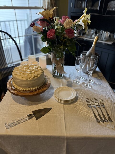Image 1 for Cake - Let's celebrate!