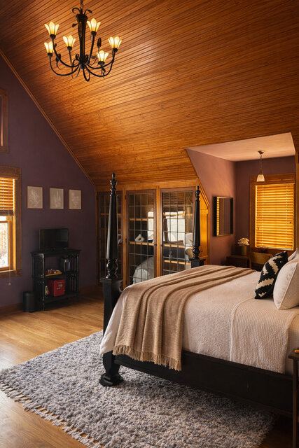Image 2 for The Carriage Suite