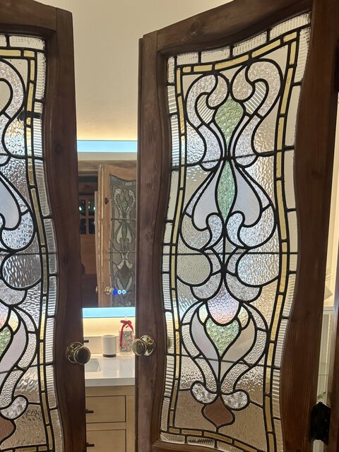 Image 4 for The Cardinal Suite