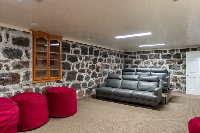 Image 11 for Entire Road Creek Inn