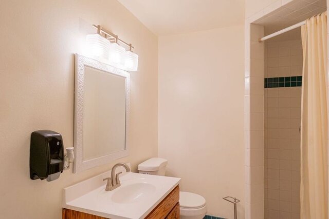 Image 12 for Entire Road Creek Inn