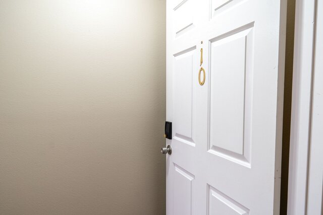 Image 4 for (#10) Double Queen Room