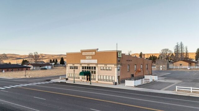 Image 1 for Entire Road Creek Inn