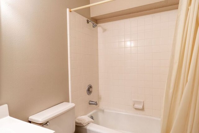 Image 7 for (#5) Double Queen Room