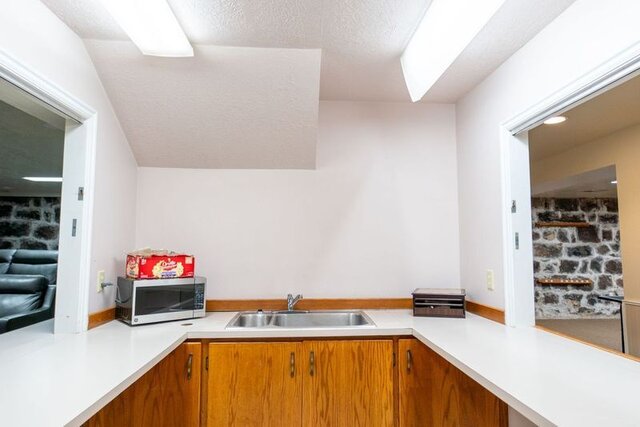 Image 6 for Entire Road Creek Inn