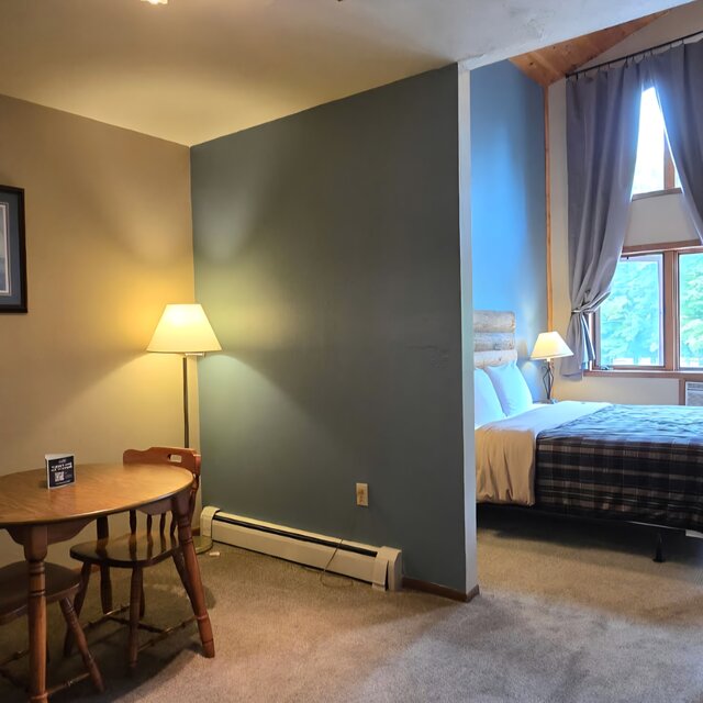 Image 5 for Lodge Room #25 "Gichi-Gami" - Upper Level