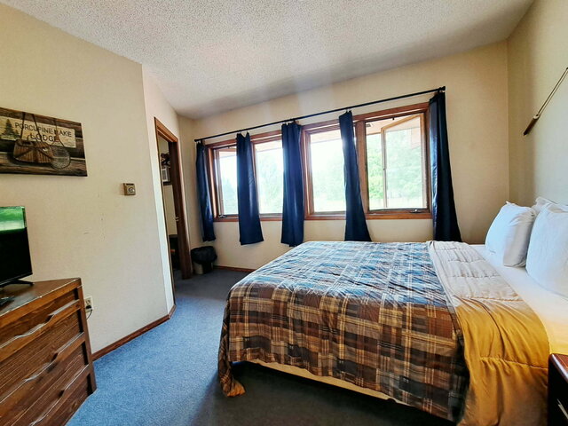 Image 1 for Lodge Room #29 "Gone Fishin'" - Upper Level