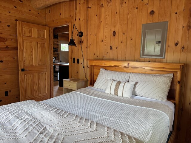 Image 15 for Cabin 6