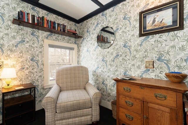 Image 3 for Craftsman Room