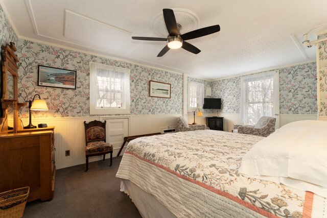 Image 3 for Balcony Room