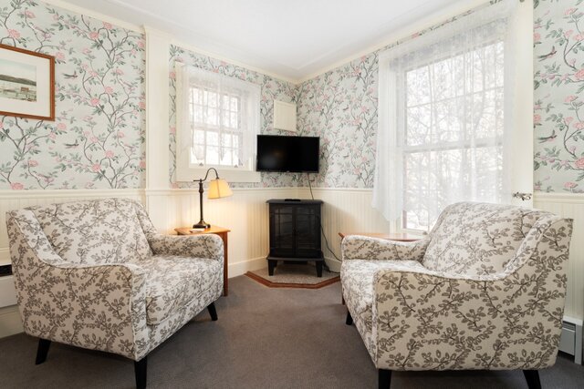 Image 6 for Balcony Room