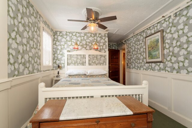 Image 1 for Stained Glass Room